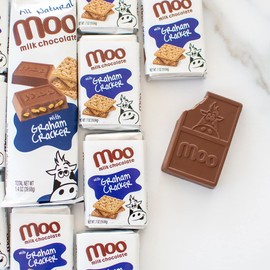 Moo Chocolates All Natural Milk Chocolate Mini Bars with Graham Cracker 0.7 oz, 14 ct (Pack of 1) | 100 Calorie Snacks for On-the-Go, Lunchboxes, Office