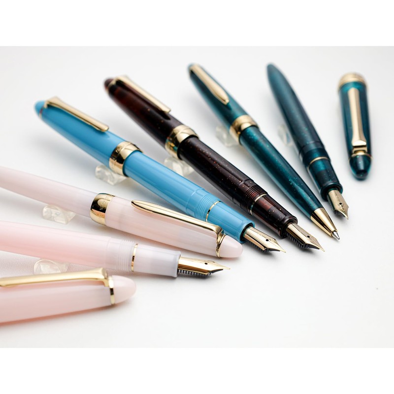 11-0657-203 Sailor Fountain Pen, Shikiori, Grass Play, Oak, Fine Point