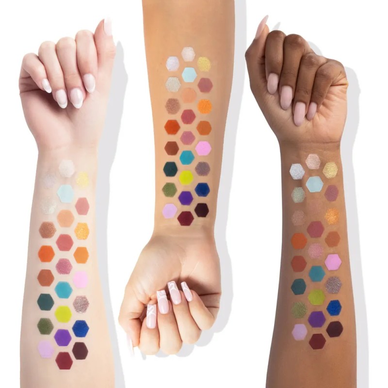 Beauty Creations Overdressed Paleta De Sombras 25 Tonos Luis Torres