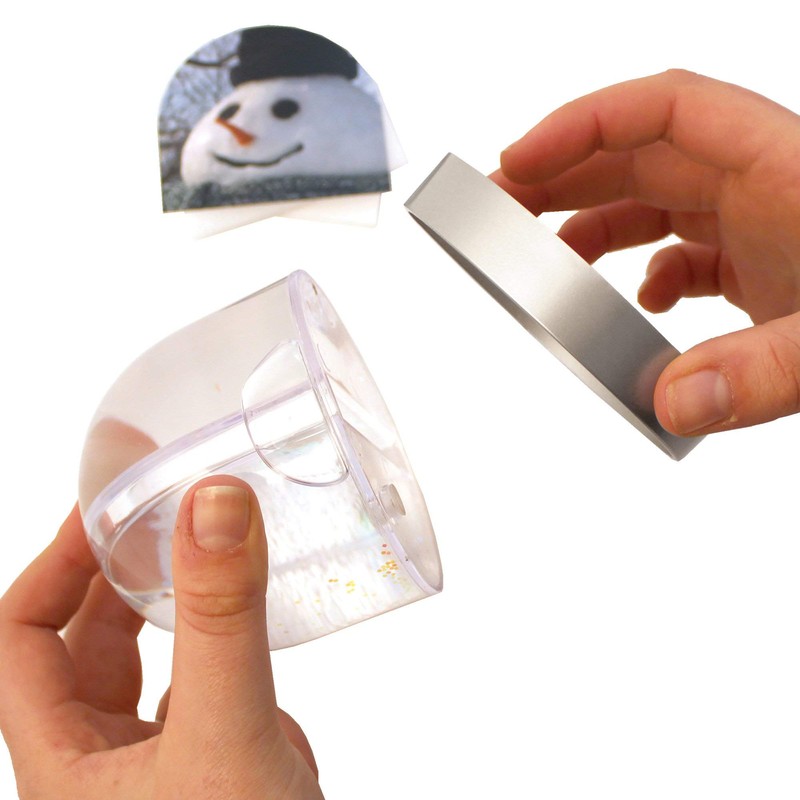 Snow Dome with Metallic Base (Grey Plastic)