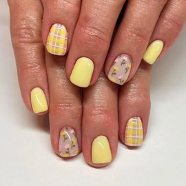 Spring Press on Nails Short Square Fake Nails Press Ons Yellow Flowers Stripe False Nails Glossy Nail Tips Full Cover Glue on Nails Acrylic Summer Floral Reusable Stick on Nails for Women 24 PCS