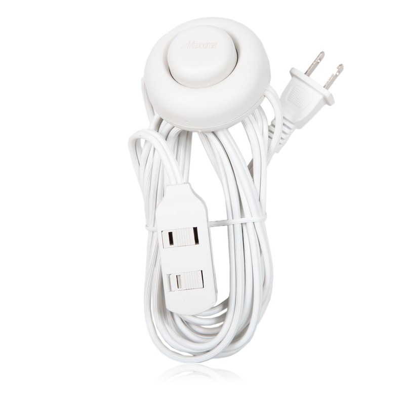 Maxxima 9 ft 3 Outlet Extension Cord - Featuring an