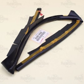 Toyota New OEM  Genuine Toyota Front Bumper Rubber Seal PRIUS 10-15 PRIUS PLUG-IN 12-15