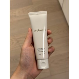 Simplyworks Simply Works Vegan Milk Tea Day Lotion Sun Cream SPF50 50ml / 심플리웍스 비건 밀크티 데이로션 선크림 SPF50 50ml