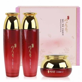 Red Berry Herbal Ingredients Glowing Healthy Skin 3-Piece Set Set