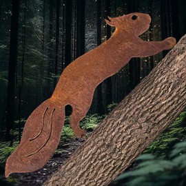 Crrynuo Rust Decoration for Garden, Rusty Squirrel Decorative Garden Stake for Screw in Wood, Metal Rusty for Outdoor Garden Decoration Tree Stake for Lawn, Tree Stump Decoration