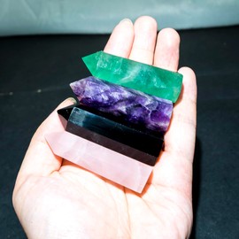 2.75"-3.14" Natural Healing Fluorite Crystals Wands Polishing Reiki Energy Stone Hexagonal Point Obelisk Large Gemstones for Meditation Therapy Grid Gifts Decorati (4color/1.96-2.75inch 4pcs)