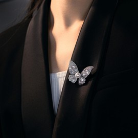 YeapYeap Butterfly Brooches for Women Girl - Rhinestone Scarf Pin for Ladies Wedding Bouquet Broach for Birthday, Christmas, Anniversary