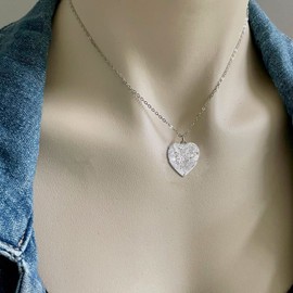 Locket Photo Necklace for Women Silver Heart Shaped Photo Necklace Picture Locket Necklace for Girls (Heart Locket Necklace)