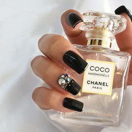 Gold Line Black Handmade Nail Tips - Almond / 골드라인 블랙 수제네일팁 - 아몬드