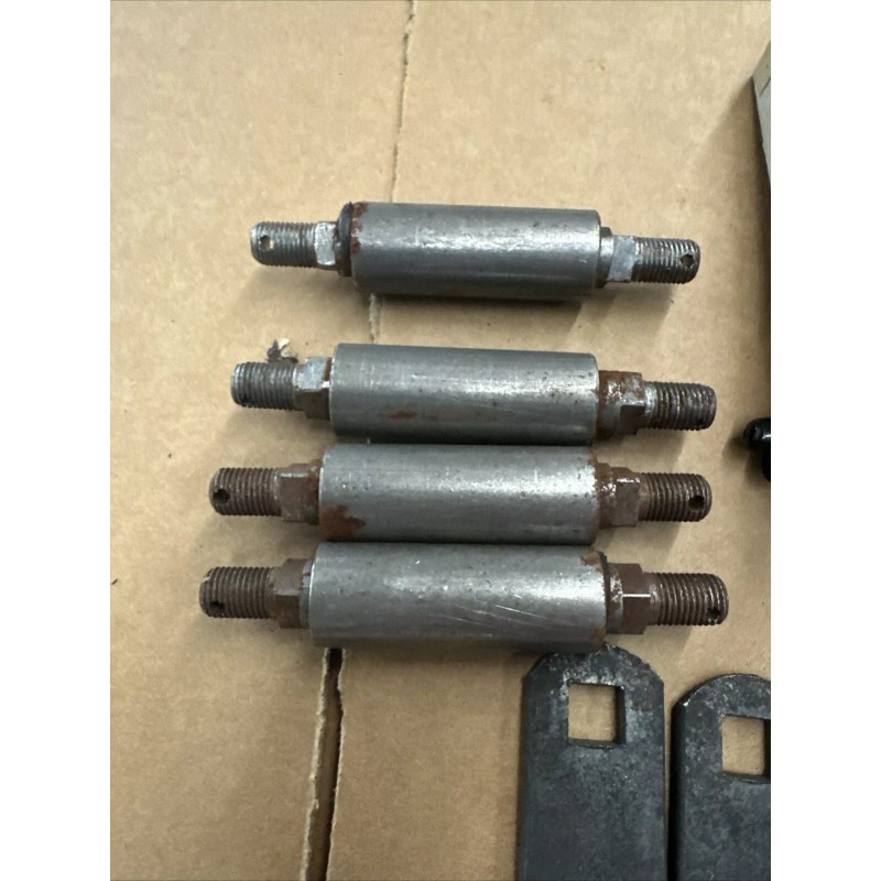 Lewis NOS 1935 - 1941 Lewis Spring Shackle Assembly Ford