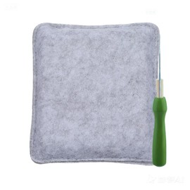 Larebidtex 15.5 x 12.5 cm Felt Mat, Dry Felting Starter Set - Complete Package with Felt Pad, Felt Needle Holder and Felting Needles, Ideal for Beginners and Professionals in Wool Felting Art