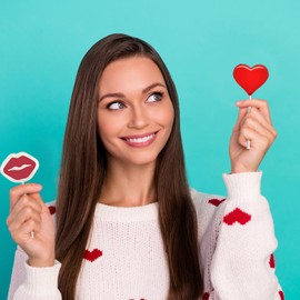 Fruidles Half Pound Valentine's Lollipop Party Mix, Hearts, Lips N' Swirls Mixed Fruit Flavor Assortment, Individually Wrapped Assorted Half-Pound