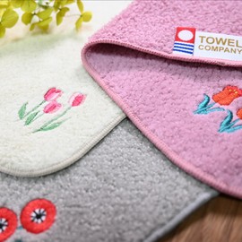 TOWEL COMPANY Imabari Towel, Handkerchief, Mother's Day, 8.7 x 8.7 inches (22 x 22 cm), Gift, Embroidery, Flower Botanical Garden, Botanical Garden (Carnation (Baby Pink))