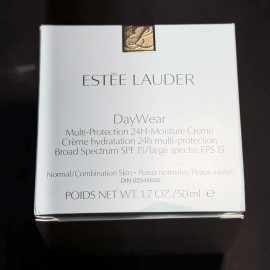Estée Lauder Estee Lauder DayWear Anti-Oxidant 24H-Moisture Creme Dry Skin SPF15  1.7oz /50ml