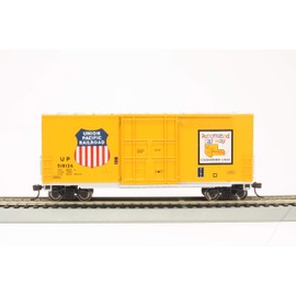 Bachmann Trains - High-Cube Box Car with Sliding Door - Union Pacific® - HO Scale Silver