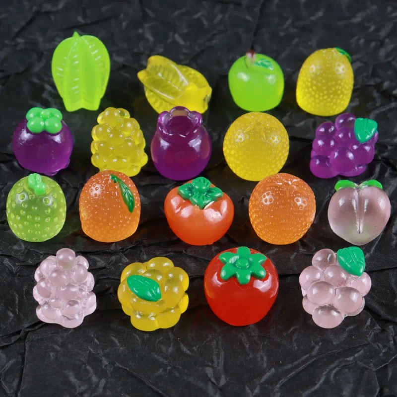 30 Figuras De Frutas De Resina Que Brillan En La