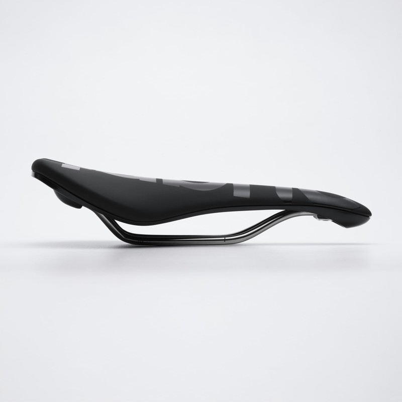 Fabric Scoop Race Team Shallow Saddle – Titanium Rails –