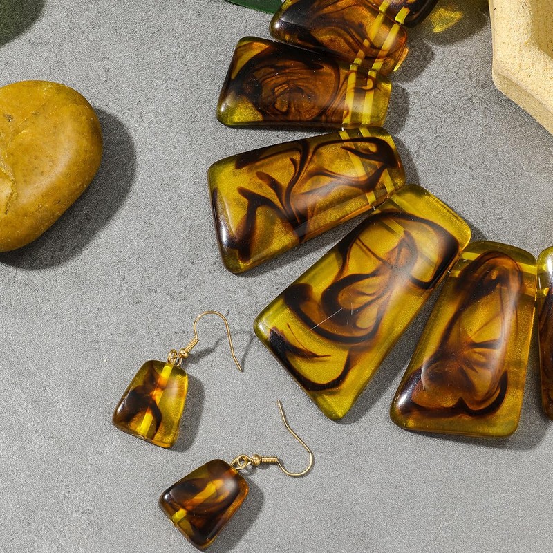 NFVITLP Acrylic Chunky Statement Necklace for Women Large Tortoise Shell