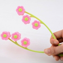 ma12/(Random Color) Super Easy Flower Face Up Roller Gua Sha Massage Roller for Everyday Life / ma12/(색상랜덤)초간편 플라워 페이스업 롤러 괄사 맛사지용 롤링기 실생활