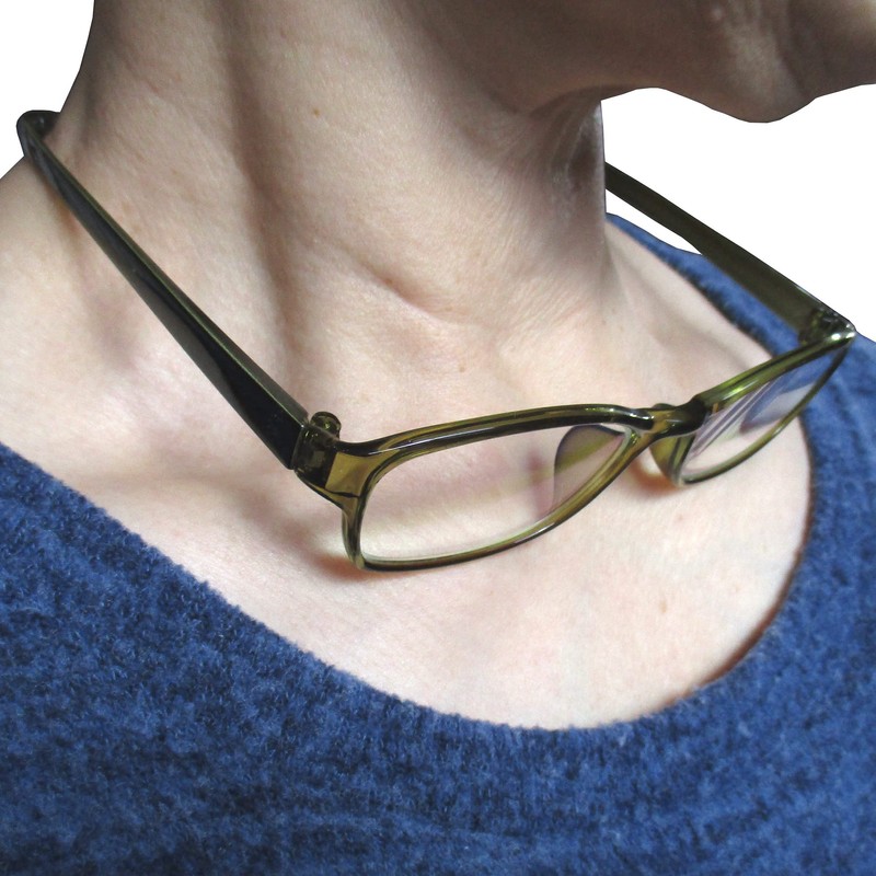 [CACALU] 首に掛かる 老眼鏡 スクエア おしゃれ シニアグラス 軽量 TR90素材 ブルーライトカット くもり止めコート