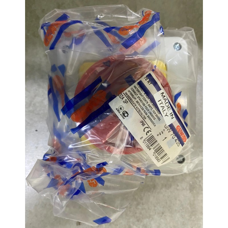 GEWISS GW70435 Rotary Switch, Wall Mounting, Lockable, 3P 32A, 500V,