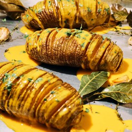 Daiya Dairy Free Zesty Cheddar Cheese Sauce, Plant Based Rich, Creamy, Cheesy Sauce, 14.2 oz (Pack of 8)