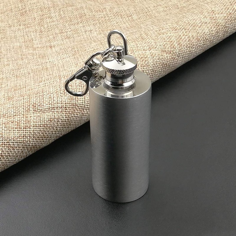 iSavage 1.5oz Hip Flask 18/8 Stainless Steel Cylinder Shaped Mini