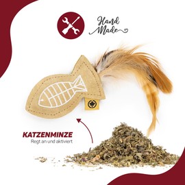 CanadianCat Company Cat Toy Scented Cushion Made of Leather with Catnip | Fish