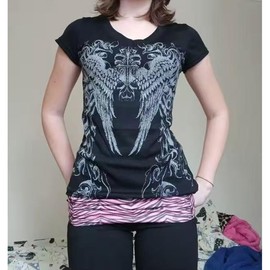 Grunge Shirts Emo Clothes Teen Girls Vintage Graphic Tee Y2k 2000s Goth Top Women Mcbling Short Sleeve Streetwear (Black Grey,Small)