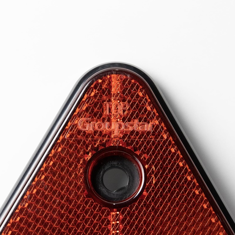 THD Triangular Reflector with e-Mark, Weight: 2.6 oz (75 g),