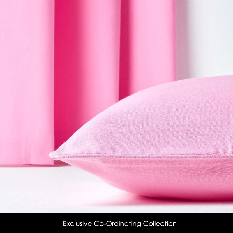 Homescapes - 100% Cotton Plain Pink Cushion Cover- 45 x