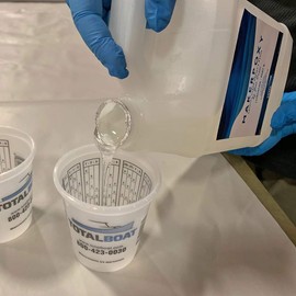 TotalBoat MakerPoxy Crystal Clear Artist's Resin by Jess Crow | Two Part Epoxy Kit for Resin Art | Use with Color Pigments & Tints | Includes Supplies | Long Working Time & UV-Resistant (Pint Kit)