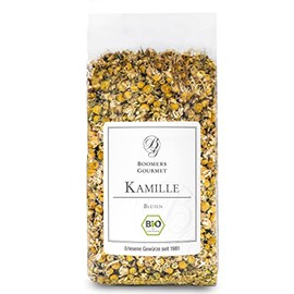 Organic chamomile flowers