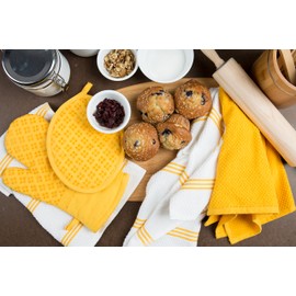 Sticky Toffee Oven Mitt & Pot Holders, Cotton Terry Kitchen Dish Towels & Dishcloths, Non-Slip Silicone Surface, Yellow, 9 Piece Set