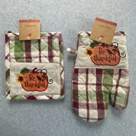Nantucket Distributing Fall Kitchen Towel Oven Mitt & Pot Holder 4 Pc Set Plaid Pumpkin Be Thankful NWT