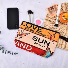 Butterfly Print Makeup Bag for Women Girls Cosmetic Pouch for Grilfriend Wife Anniversary Birthday Gifts for Fiancee Romantic Travel Makeup Organizer with Wrist Rope