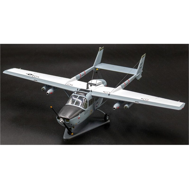 ICM ICM48290 1:48-Cessna O-2A Skymaster (Recon.)