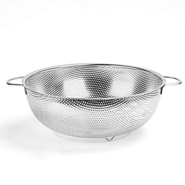 HaWare Colander Stainless Steel, 5-Quart Large Colanders with Handle & Base, Metal Micro-Perforated Strainer for Kitchen Pasta/Vegetable/Rice/Fruit/Food - Dishwasher Safe(28cm)