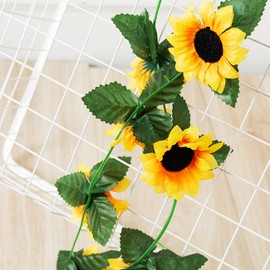 Woohome Sunflowers Fake Garland Flower Garland Sunflower, Pack of 5 Sunflowers Decorative Garland, Artificial Sunflowers Fake Garland Vines Hanging for Home, Garden, Indoor Outdoor Wedding