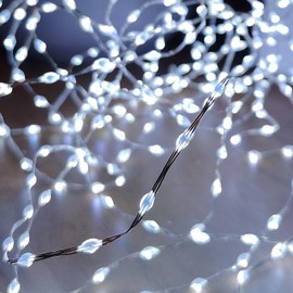 Premier 9.6m Compact MicroBrights Christmas Lights with 600 LEDs in White