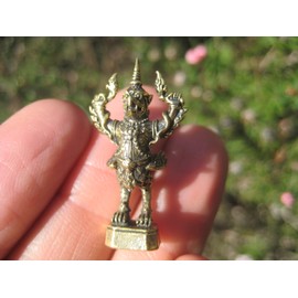 Himalayan Treasures Garuda Bird God Figure Small Statue Snake Bite Amulet Thailand A20