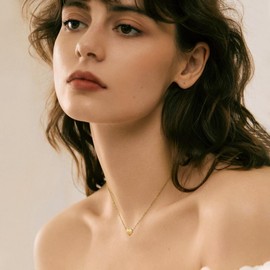 Symretie Gold Chain with Letters, 14K Gold Plated Initial Necklace, Small Chain with Letters, Gold Initial Heart Pendant Chain for Women and Girls, Stainless Steel