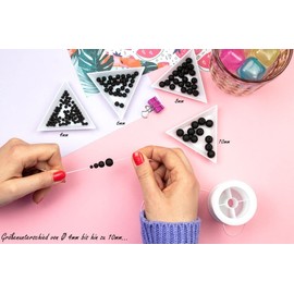 Sadingo Acrylic Beads Matt White | 6 mm - 600 Pieces, Matte Plastic Beads with Hole, Beads for Threading, Acrylic Beads for DIY Jewellery, Craft Beads Made of Plastic for Gluing, Bracelets Making