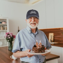 Belillpipi 80th Birthday Gifts for Men, 1945 Baseball Cap Cotton, 80th Birthday Gifts, 80th Birthday Gift Ideas, 80th Presents for Dad, Grandad, Husband, Uncle, Brother, Friends, Gender-Neutral