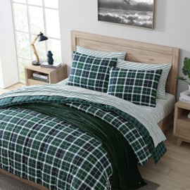 Nautica - Twin Comforter Set, Soft Reversible Microfiber Bedding with Matching Sham, Plaid Home Decor for All Seasons (Northsail Plaid Navy, Twin)