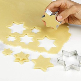 Zenker 43009 611181 Cookie Cutter Set Stars Set of 4 Made of Tinplate, Silver, (75, 60,40 and 35 mm)