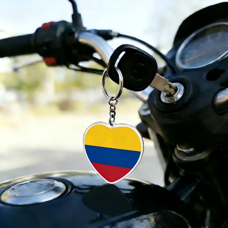 JAVD Llavero con bandera de Colombia con forma de corazón