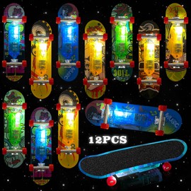TOPJOWGA Children's Finger Skateboard Light Toy, Pack of 12 LED Finger Skateboard, Fingerboard Party Set, Mini Fingerboards, Fingerboard Games Glow in The Dark Party Bag Children's Birthday Party Bag