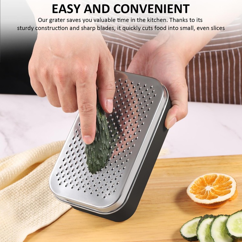 1 Set Cheese Grater with 1-Piece Brush, Box Grater with